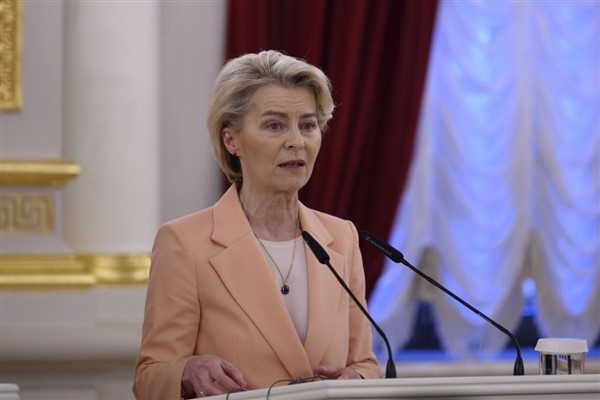 AB Komisyon Başkanı Leyen, Kanada Başbakanı Carney ile telefonda görüştü<