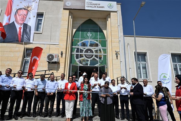 Hasankeyf'de Gençlik Kampı ve Hasankeyf Gençlik Merkezi açıldı