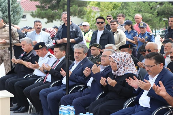 Başkan Büyükkılıç, 15 Temmuz şehitlerini andı<