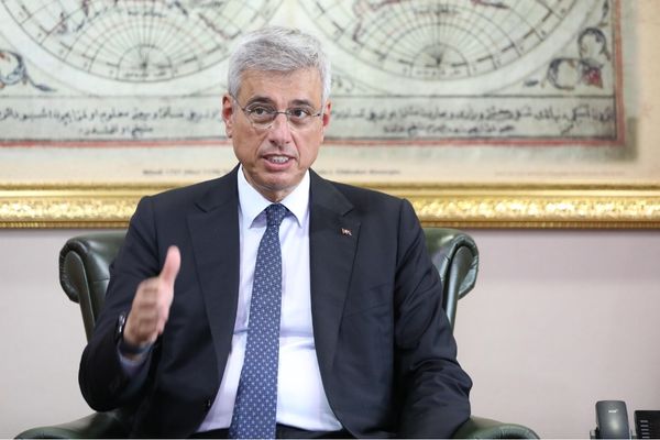 Memişoğlu, Haseki Eğitim ve Araştırma Hastanesini ziyaret etti<
