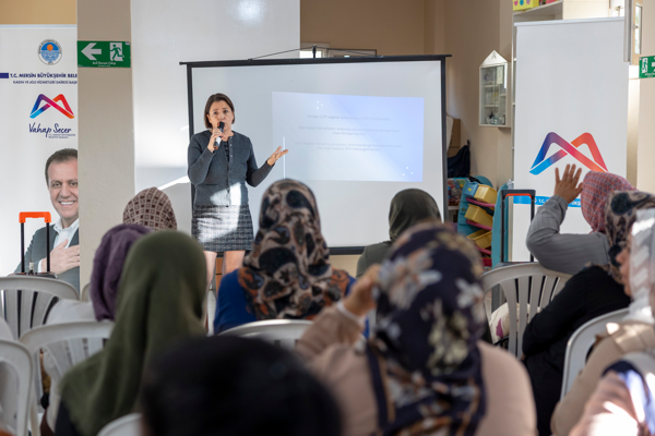 Mersin'de kadınlara yönelik eğitim programı<