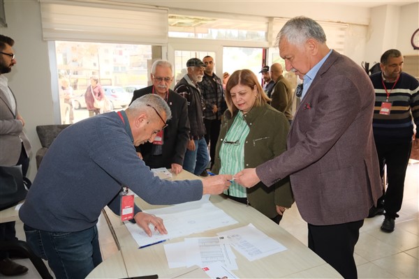 Karalar: Halkımız haksızlığa tepkisini en demokratik şekilde dile getiriyor