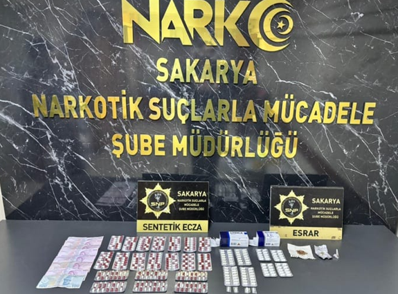 Sakarya'da uyuşturucu operasyonu: 3 tutuklama