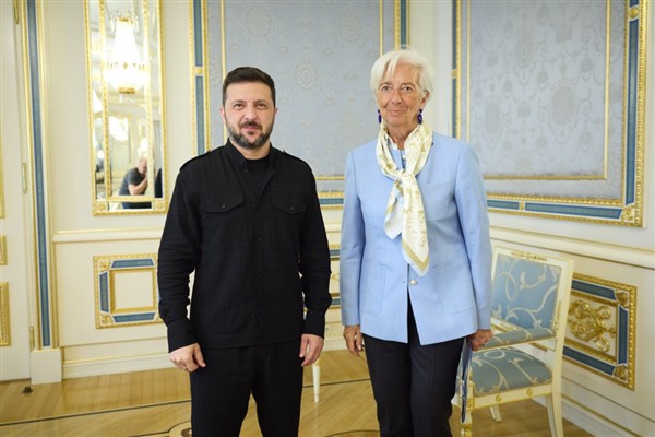 Zelenski, Avrupa Merkez Bankası Başkanı Lagarde ile toplantı yaptı <