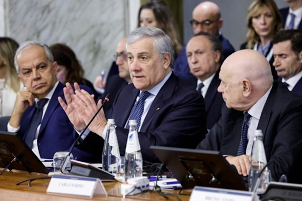 İtalya Dışişleri Bakanı Tajani'den Sofya'daki antisemitizm saldırısına tepki<