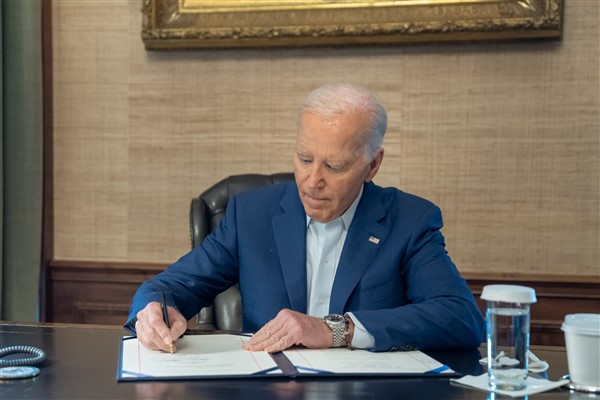 Biden: Benim yönetimim süresince 16,6 milyondan fazla istihdam yarattık<