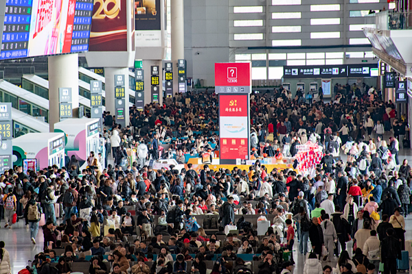 Çin’in 2026 Bahar Bayramı süresince seyahat vetüketimde rekor kırıldı<