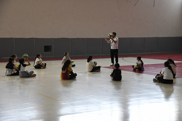 Osmaniye Belediyesi Spor Kulübü’nde eğitimler başladı<