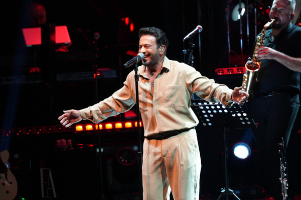 Uluslararası Bursa Festivali'nde Emre Altuğ konseri düzenlendi
