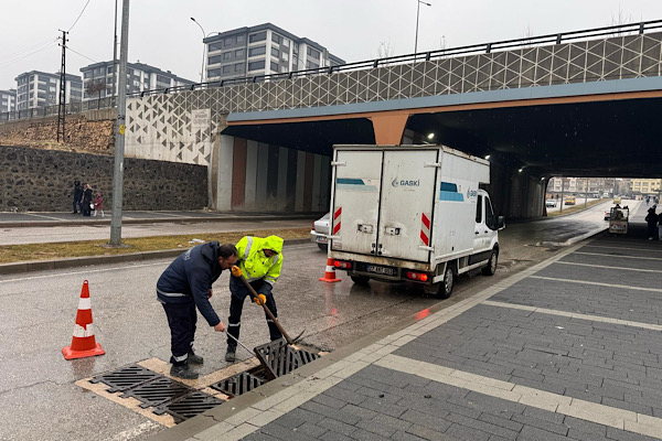 Gaziantep’te sağanak yağışa karşı önlemler alındı<