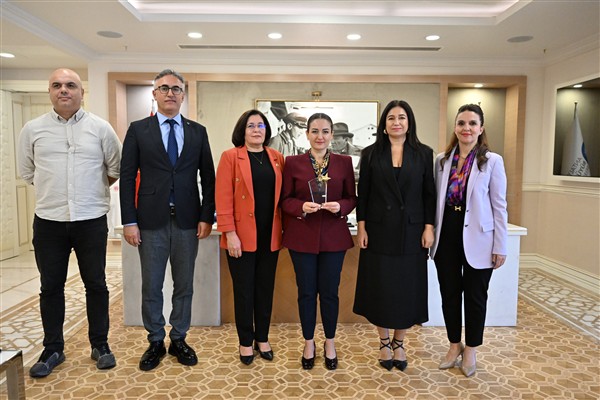 Sağlıklı Kentler Birliği’nden Antalya Büyükşehir’e çevre ödülü<