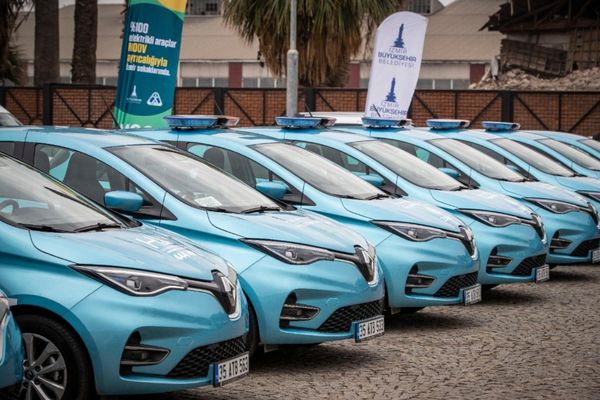 İzmir’de elektrikli araç filosunda yüzde 81 tasarruf