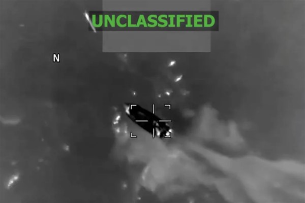  ABD: Uyuşturucu kaçakçılığı yapan tekneye düzenlenen saldırıda üç kişi öldü<