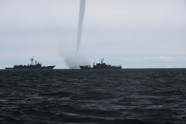 ABD/Centcom: Amerikan destroyerine atılan Husi füzesi düşürüldü