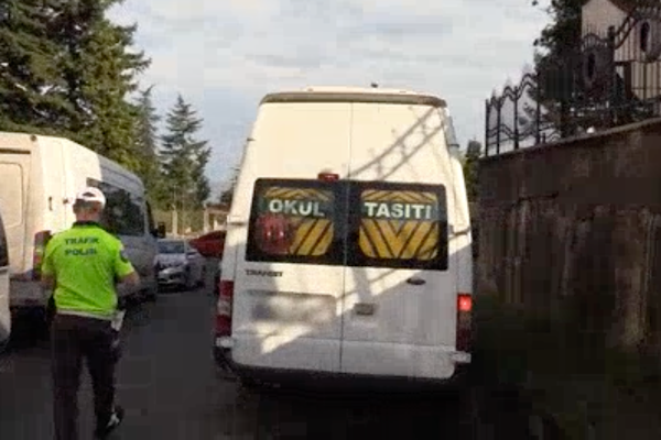 Rize’de okul çevrelerinde ve trafikte denetimler sürdürülüyor<