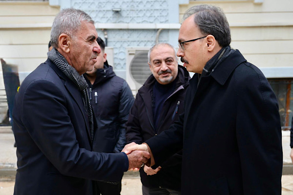 Vali Kızılkaya, Akdağ ailesine taziye ziyaretinde bulundu