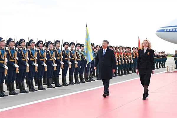 Cumhurbaşkanı Xi Moskova’da<