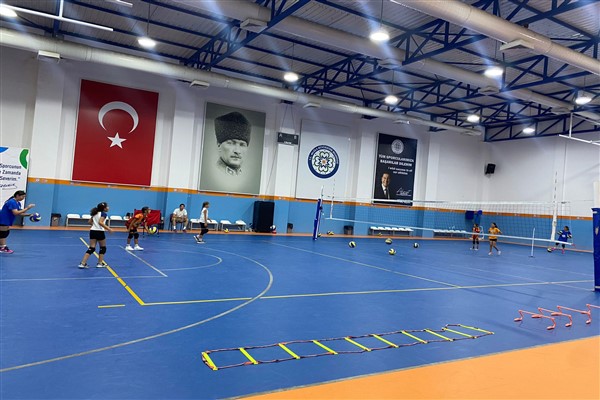 Muğla Büyükşehir Belediyesi’nden çocuklara ücretsiz yaz spor kursu<