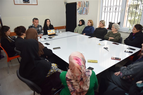 Yıldırım'da Kaplıkaya Kadın Eğitim ve Girişimcilik Merkezi'nde etkinlik düzenledi<