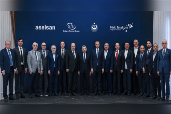 Şahin: Yerli ve milli haberleşme cihazı üretimi kırmızı çizgimizdir<