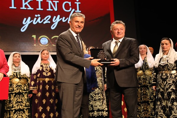 Uluslararası Başkent Ankara Haftası, Korkut Ata Kongre ve Kültür Merkezi’nde kutlandı<