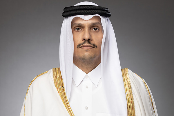 Al-Thani, Japonyalı mevkidaşı Motegi ile telefonda görüştü<