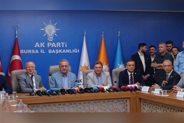 AK Partili Yazıcı: Öyle ‘herkese kapı açık' politikası uyguluyor değiliz