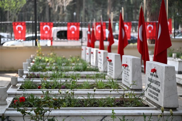 Manisa’da Çanakkale Zaferi şehitleri anıldı<