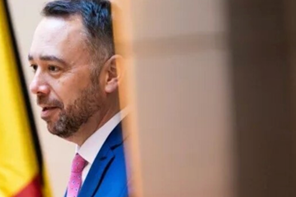 Prevot: Avrupa stratejik özerkliğe yatırım yapmalı<