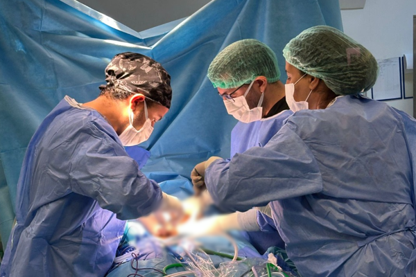 Şanlıurfa’da rektum kanseri laparoskopik yöntemle tedavi edildi <