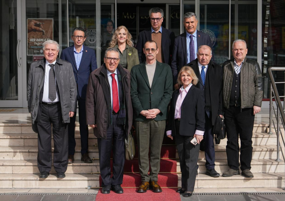 Başkan Beşikcioğlu, SDD yöneticileriyle buluştu<