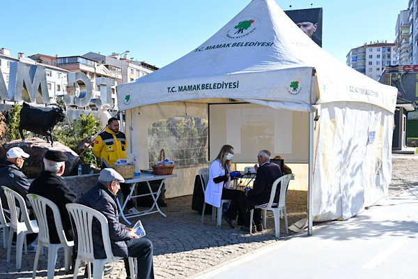 Mamak’ta ''Protez ve Ağız Sağlığı Eğitimi'' verildi<