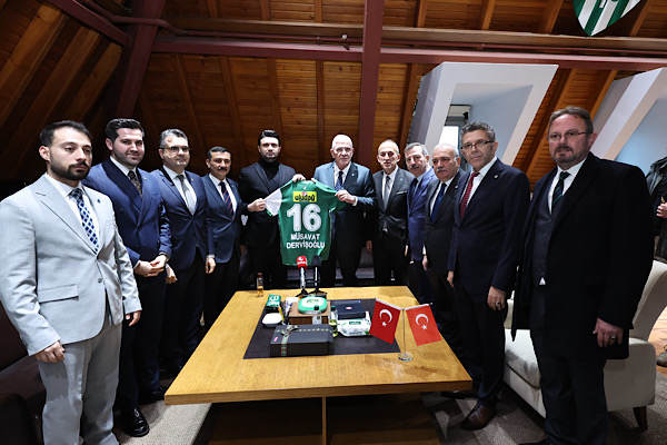 Dervişoğlu, Bursaspor Kulübü’nü ziyaret etti