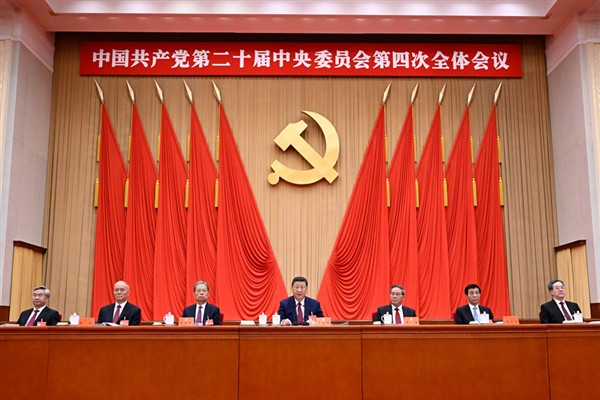 Xi, 15. Beş Yıllık Plan'a dair önerge hakkında açıklama yaptı<