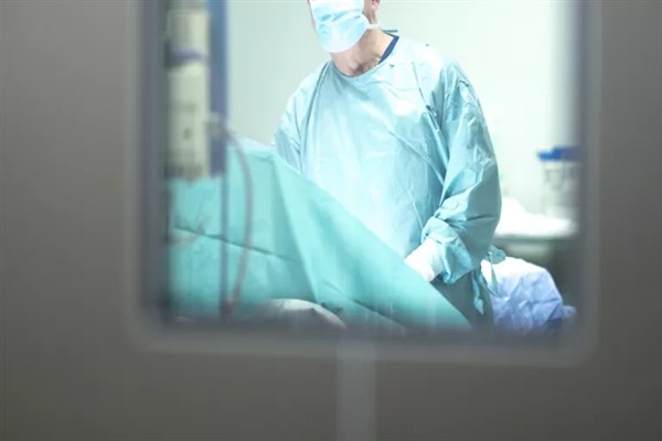 Rus doktorlar, tümörleri tedavi etmek için benzersiz bir yöntem geliştirdi<