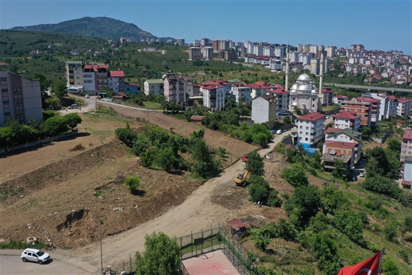 Ordu Büyükşehir'den Karacaömer'de altyapı çalışması<