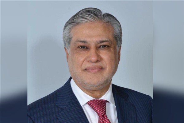 Pakistan Dışişleri Bakanı Dar, İngiliz mevkidaşı ile görüştü<