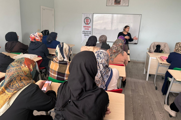 Batman'da “Sınırlar, İhmal ve İstismar” konulu eğitim semnireri geçekleştirildi