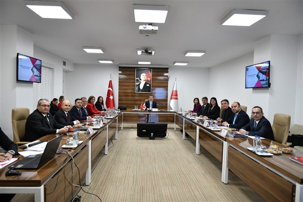 DBB Eş Başkanı Bucak, TBB encümen toplantısına katıldı<