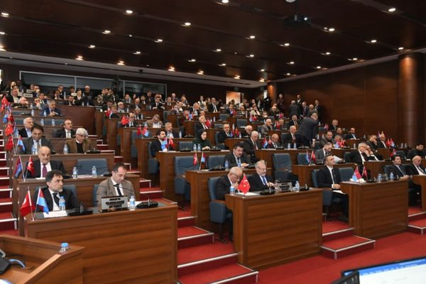 Trabzon Büyükşehir Belediyesi’nin 2025 faaliyet raporu oy birliğiyle onaylandı