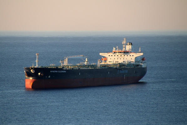 Rusya’dan Küba’ya 100 bin ton petrol yardımı<