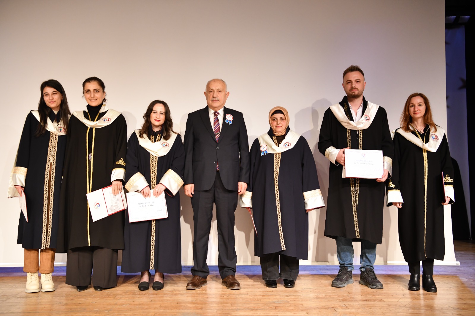 Başkan Vekili Gülay, Trabzon Üniversitesi’nin kuruluş yıl dönümünü kutladı<