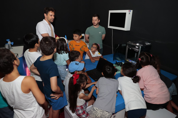 Konak’ta çocuklara 3D tasarım ve üretim deneyimi<