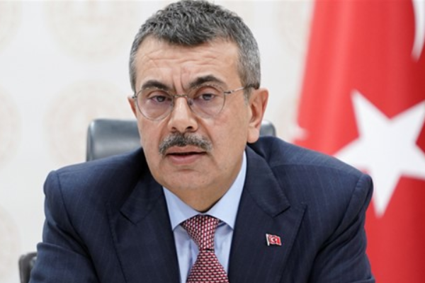 Bakan Tekin, Cemil Meriç'i andı 