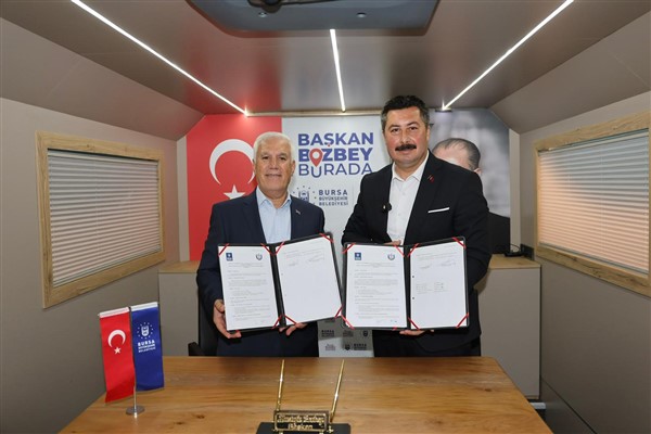 Bursa Büyükşehir Belediyesi, Yenişehir'e sebze meyve hali kazandırıyor<