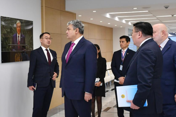 Kosherbayev, Almatı'daki BM Bölgesel Merkezi'ni gezdi<
