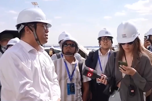 Yabancı gazeteciler Xinjiang'daki gelişmeleri yerinde inceledi<