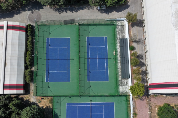 Uşak Belediyesi tenis turnuvası düzenliyor<