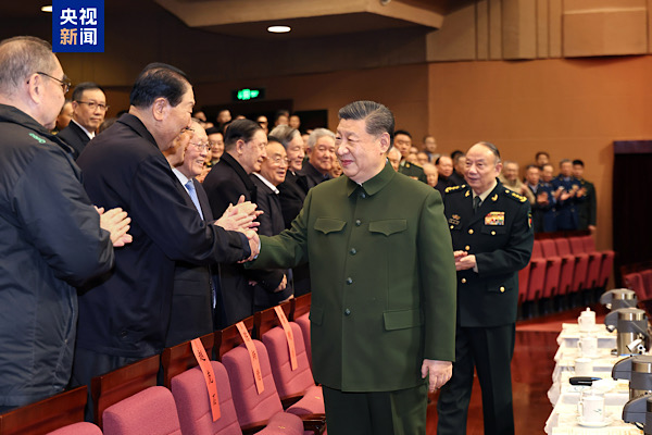 Xi Jinping’den emekli askerlere Bahar Bayramı tebriği<