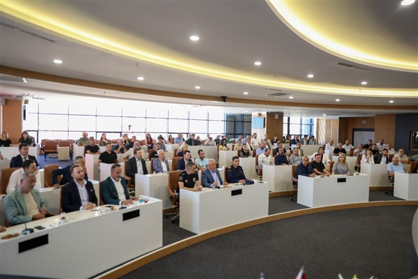 Atatürk Caddesi Alt ve Üst Yapı Yenileme Projesi öncesi toplantı gerçekleşti<